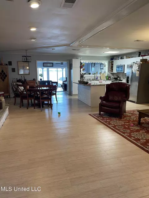 3801 Torres St, Moss Point, MS 39563 photo 26