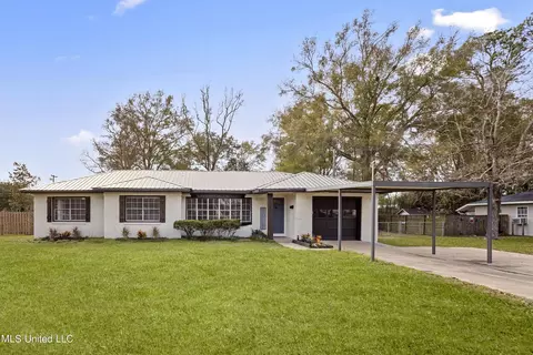 4486 Kendall Cir, Gulfport, MS 39507