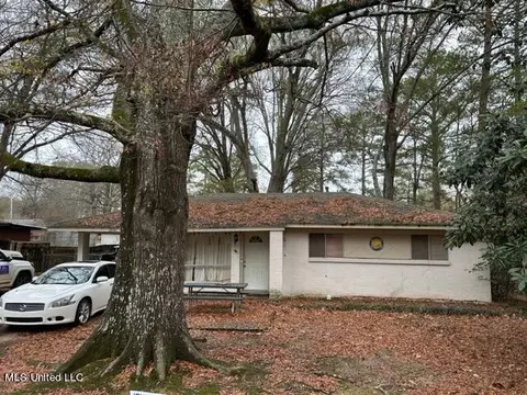 2341 Napoleon Ave, Pearl, MS 39208
