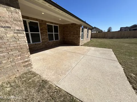 6787 W Sunrise Loop W, Olive Branch, MS 38654 photo 22