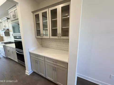 6787 W Sunrise Loop W, Olive Branch, MS 38654 photo 5