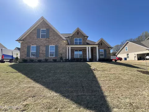 6787 W Sunrise Loop W, Olive Branch, MS 38654