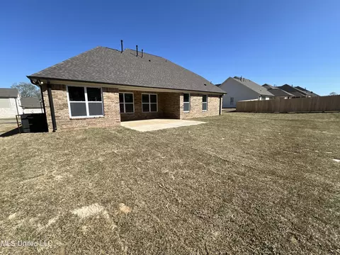 6787 W Sunrise Loop W, Olive Branch, MS 38654 photo 21