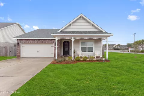 103 Westwind Ct, Ocean Springs, MS 39564