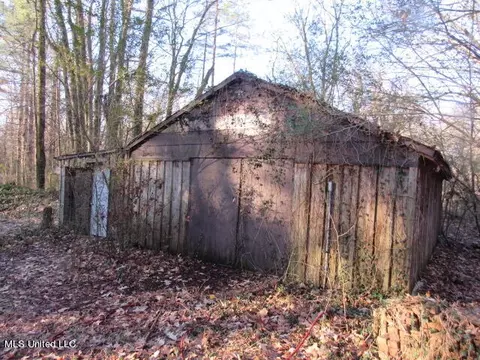 2566 Laverne Rd, Nesbit, MS 38651 photo 2