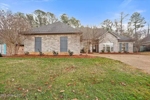 216 Lighthouse Ln, Brandon, MS 39047