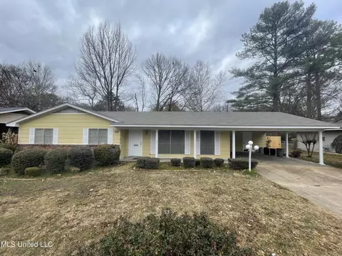 5040 Old Canton Rd, Jackson, MS 39211 photo 1