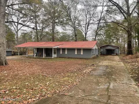 3926 Forest Lake Dr, Jackson, MS 39212 photo 2