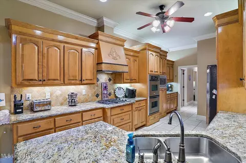 415 Julee Cir, Brandon, MS 39042 photo 9