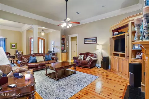 415 Julee Cir, Brandon, MS 39042 photo 8