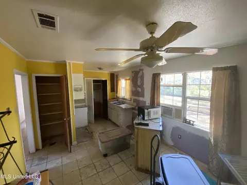 3425 Inez Cir, Moss Point, MS 39563 photo 5