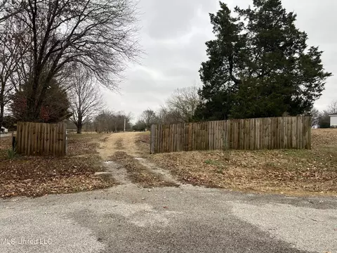 68 Pheasant Crk, Byhalia, MS 38611