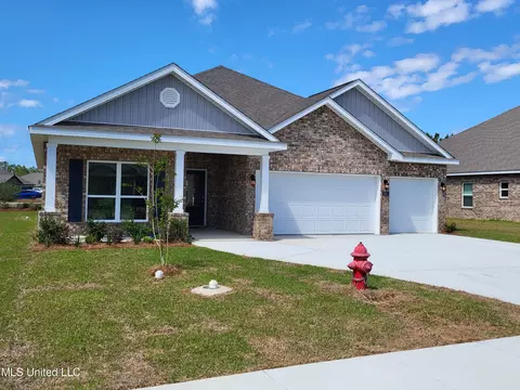 1201 Carraway Cv, Ocean Springs, MS 39564