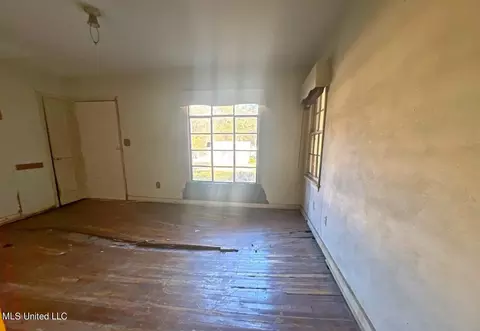 737 Robinhood Rd, Jackson, MS 39206 photo 3