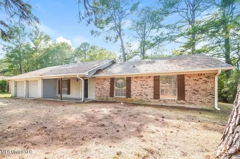646 Spryfield Rd, Jackson, MS 39212 photo 2