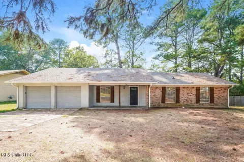 646 Spryfield Rd, Jackson, MS 39212