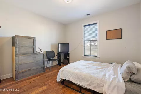 Bedroom - 3689 Fossil Hill Dr N, Hernando, MS 38632 photo 3 of 10