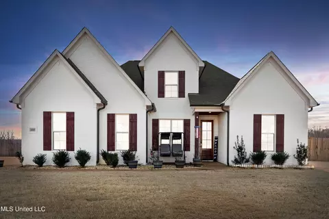 3689 Fossil Hill Dr N, Hernando, MS 38632