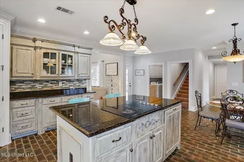 225 Legacy Dr, Brandon, MS 39042 photo 9