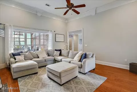 225 Legacy Dr, Brandon, MS 39042 photo 8