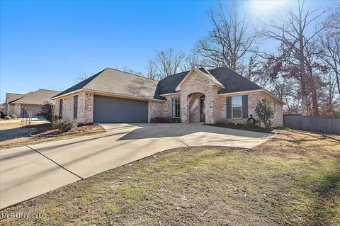 664 Conti Dr, Brandon, MS 39042