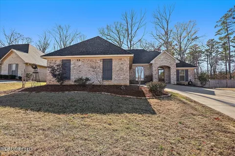 664 Conti Dr, Brandon, MS 39042 photo 2