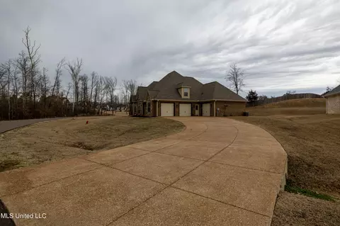 4556 E Bakers Trl, Nesbit, MS 38651 photo 45