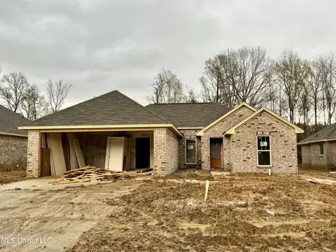 533 Silver Hl, Pearl, MS 39208