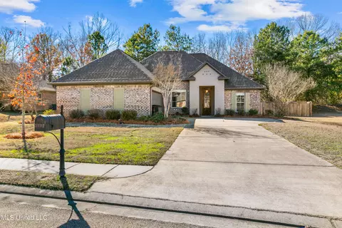127 Hampton Pl, Madison, MS 39110