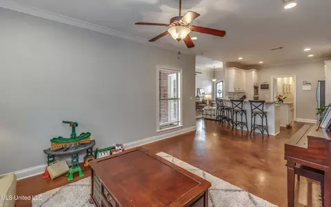 129 Caledonian Blvd, Brandon, MS 39047 photo 17