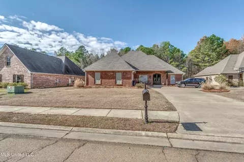 129 Caledonian Blvd, Brandon, MS 39047 photo 3