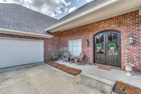 129 Caledonian Blvd, Brandon, MS 39047 photo 6