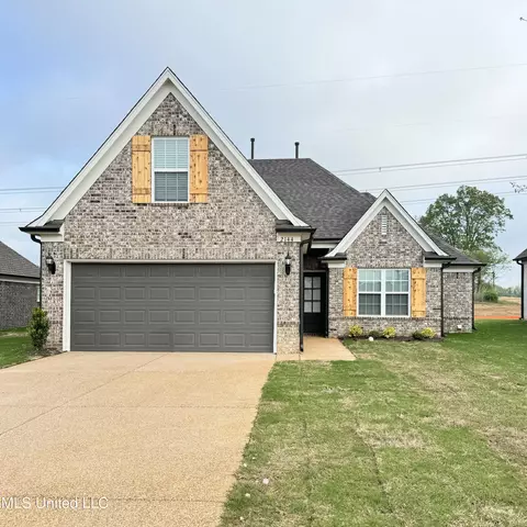 2144 Dela Dr, Southaven, MS 38672