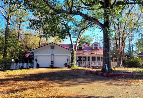 7824 Loa Pl, Diamondhead, MS 39525 photo 1
