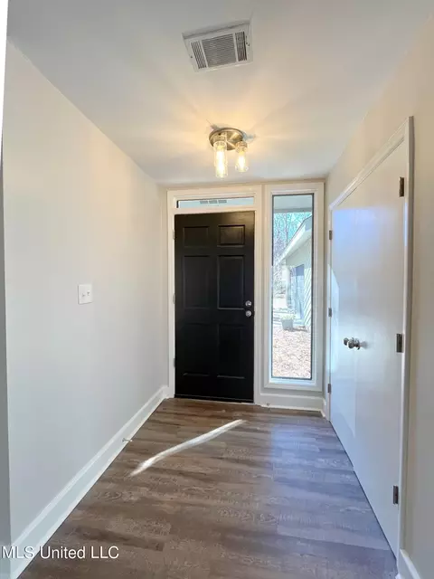 112 Camelia Dr, Brandon, MS 39047 photo 4