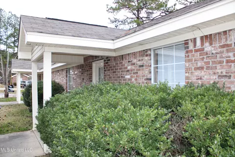 Exterior - 7 E Center Wind Rdg #A, Purvis, MS 39475 photo 3 of 10