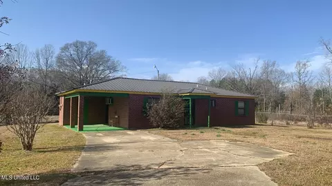 4939 Hwy 27, Vicksburg, MS 39180