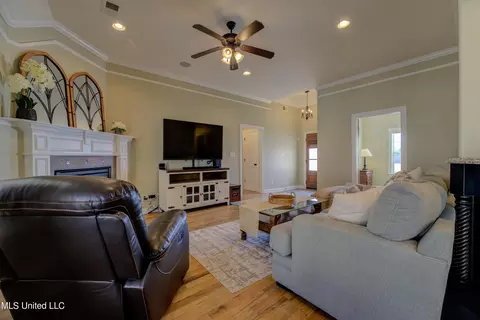 2228 Lesterfield Pl, Nesbit, MS 38651 photo 5