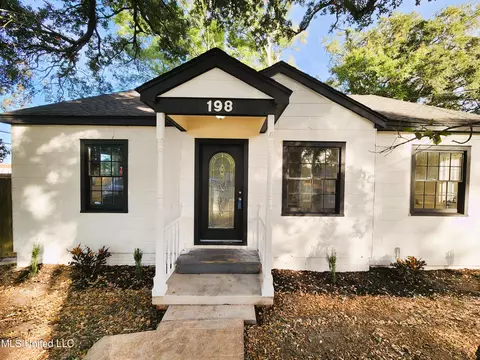 198 Bilmarsan Dr, Biloxi, MS 39531