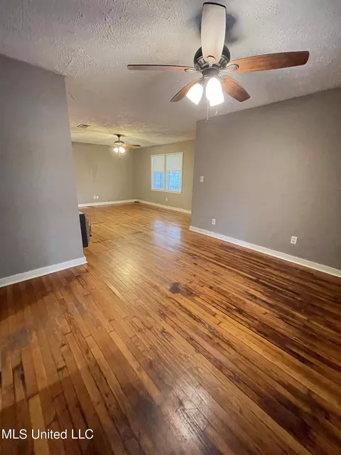 4527 S Siwell Rd, Jackson, MS 39212 photo 8