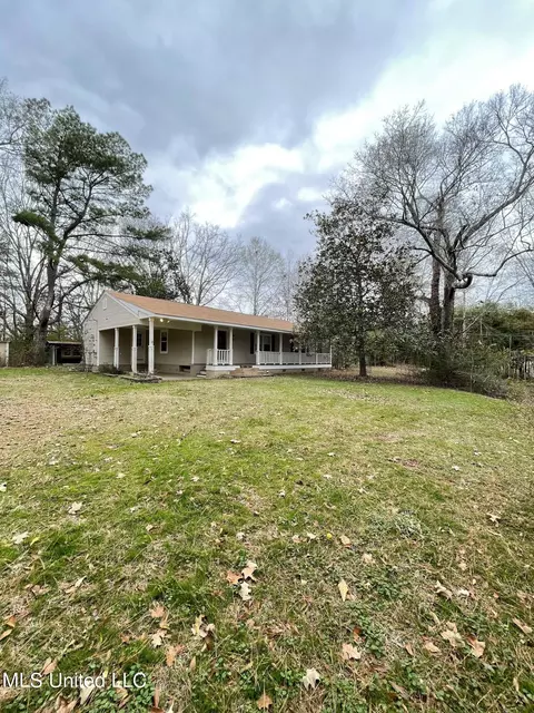 4527 S Siwell Rd, Jackson, MS 39212