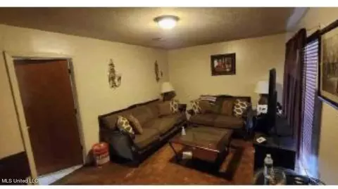 2242 Sloane St, Jackson, MS 39204 photo 8