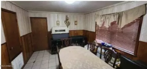2242 Sloane St, Jackson, MS 39204 photo 9