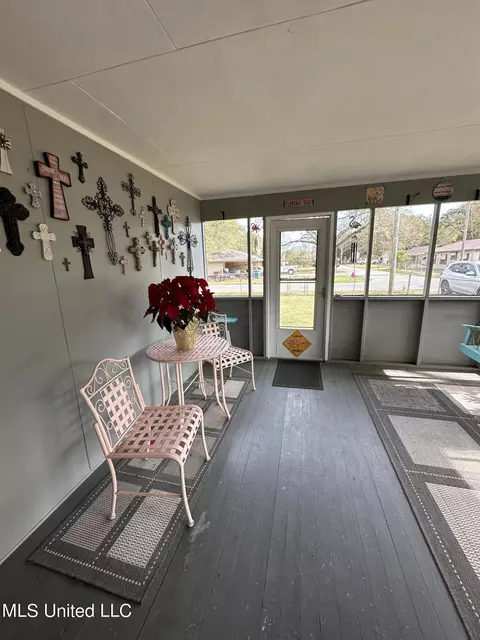 7101 Barnes Rd, Moss Point, MS 39563 photo 8