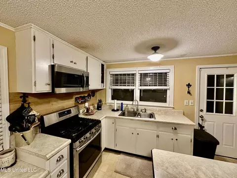 7101 Barnes Rd, Moss Point, MS 39563 photo 16