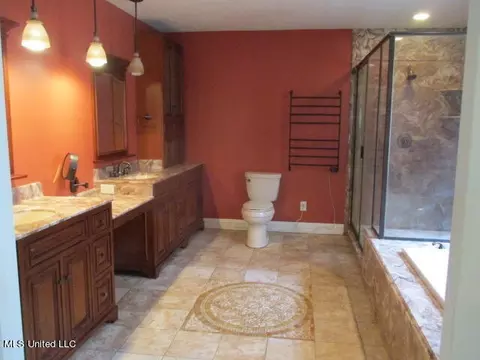 Bath - 1249 Stonecypher Rd, Lucedale, MS 39452 photo 2 of 5