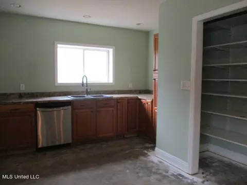 Kitchen - 1249 Stonecypher Rd, Lucedale, MS 39452 photo 3 of 3