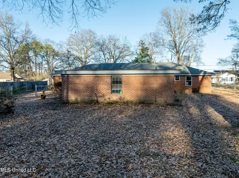 9473 Stuart St, Olive Branch, MS 38654 photo 28
