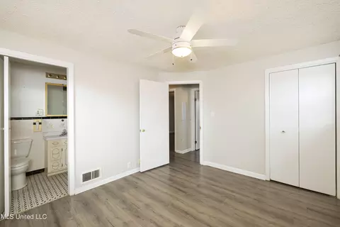 9473 Stuart St, Olive Branch, MS 38654 photo 15