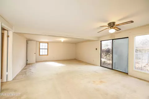 9473 Stuart St, Olive Branch, MS 38654 photo 18